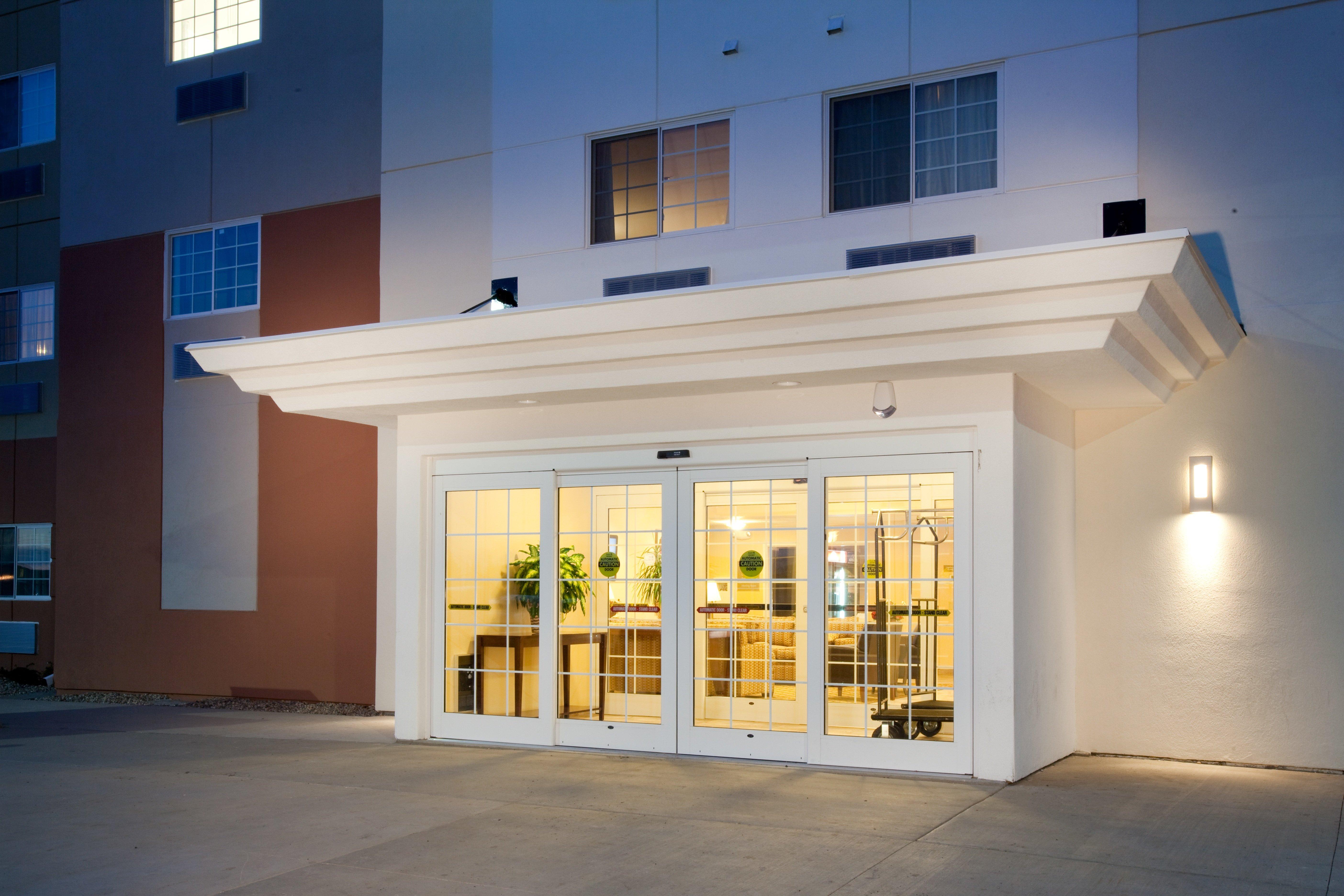 Candlewood Suites Minot By Ihg Extérieur photo
