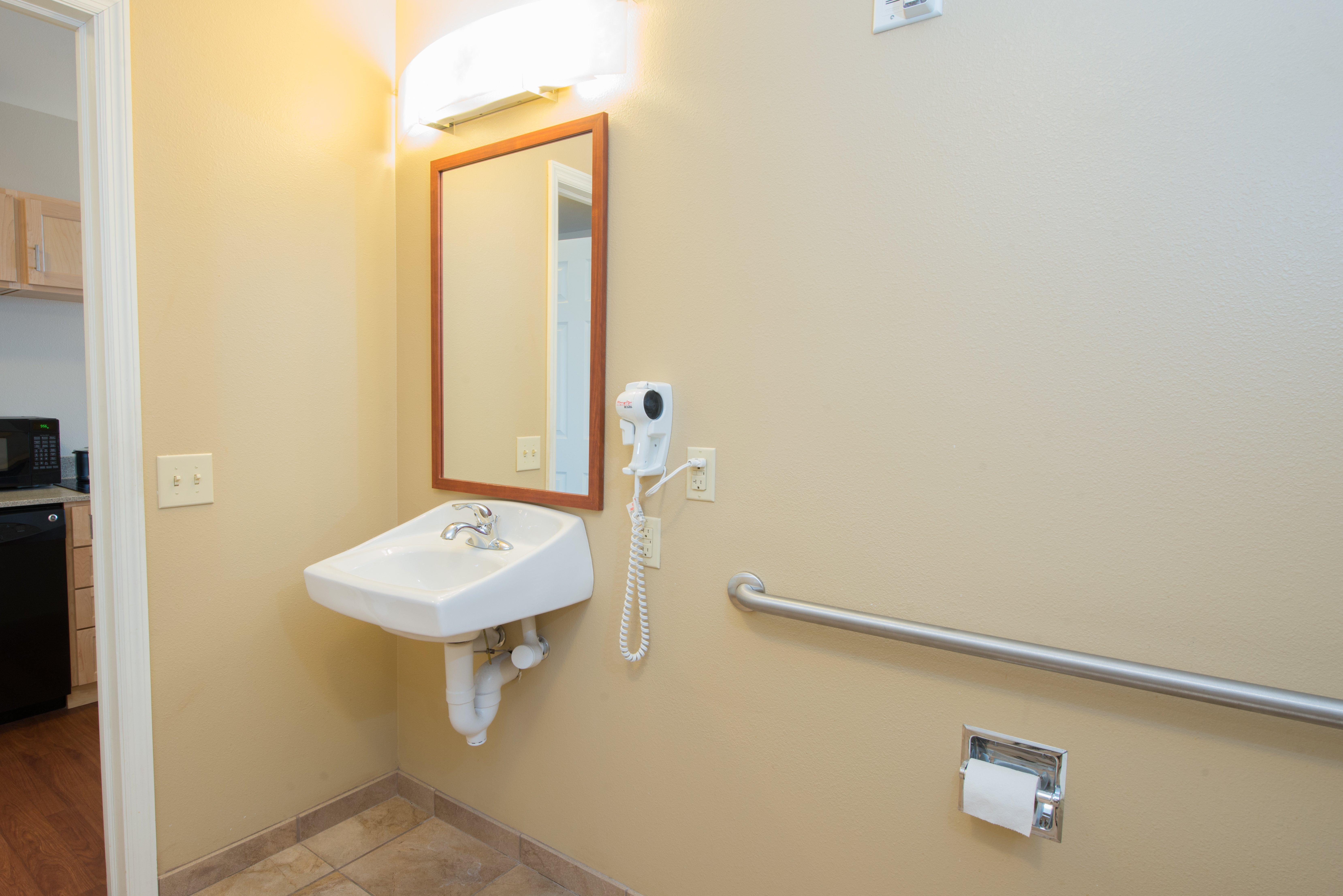 Candlewood Suites Minot By Ihg Extérieur photo